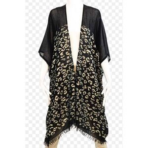 NWT Randi & will collection women’s black cheetah caftan OS